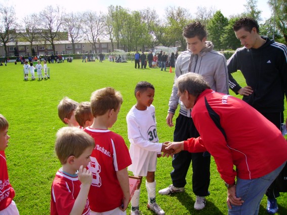 bambini_turn_nijmegen_01_mai_08_20
